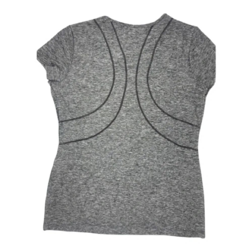 Reebok Women's Heathered Gray Short Sleeve Tee (Slim) - Picture 5 of 5